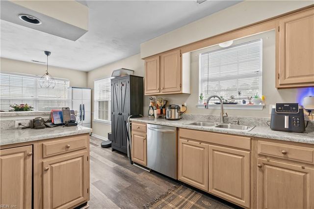 3957 Pleasant Valley RD, Virginia Beach, VA 23464