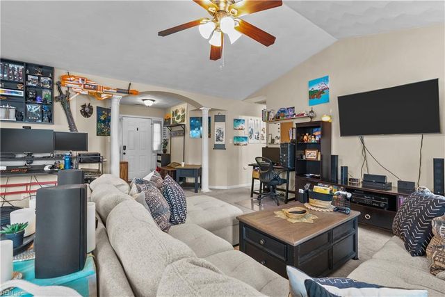 3957 Pleasant Valley RD, Virginia Beach, VA 23464