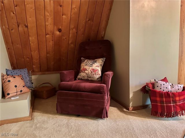 1722 Treetop Trail 15, Akron, OH 44313