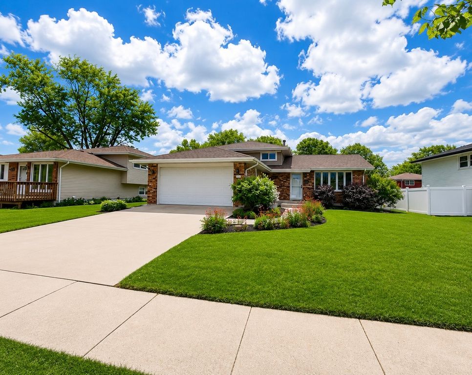 16755 Oleander Avenue, Tinley Park, IL 60477