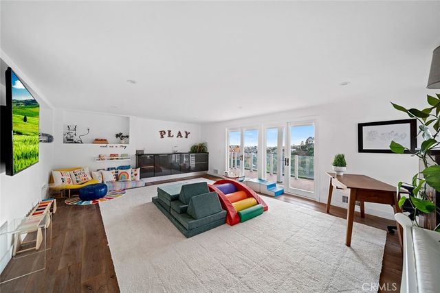 343 Emerald Bay, Laguna Beach, CA 92651