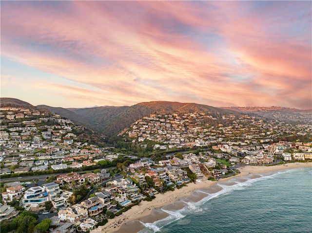 343 Emerald Bay, Laguna Beach, CA 92651