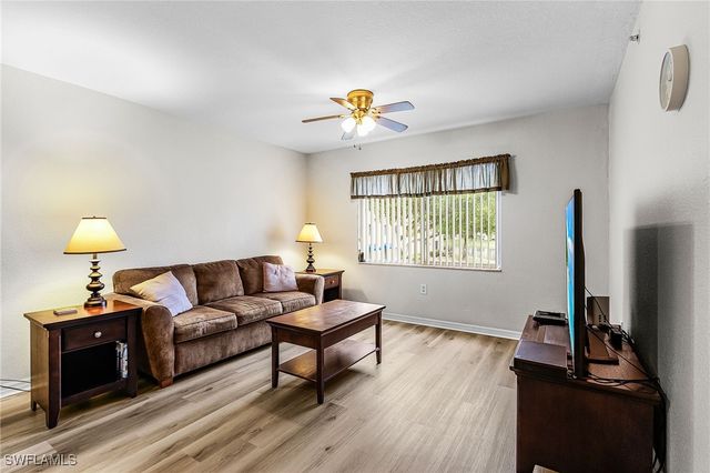 8284 Key Royal CIR 1324, Naples, FL 34119