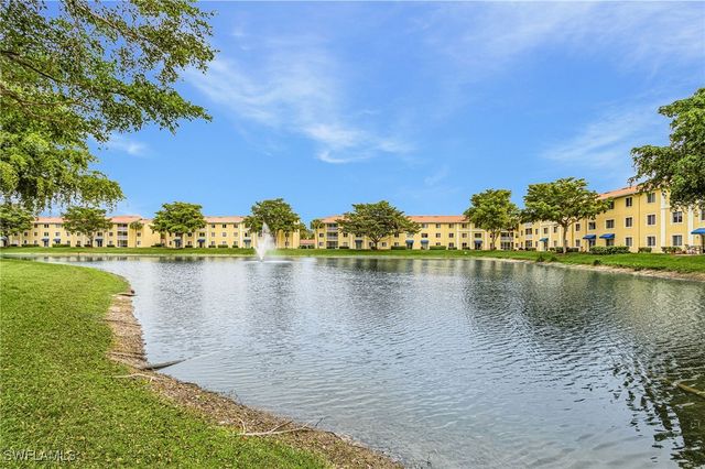 8284 Key Royal CIR 1324, Naples, FL 34119