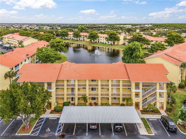 8284 Key Royal CIR 1324, Naples, FL 34119