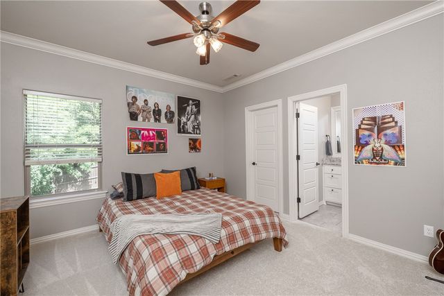 421 N Limestone Drive, Fayetteville, AR 72701
