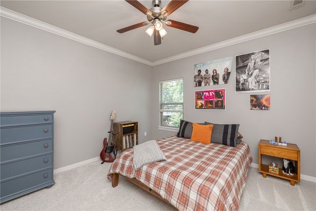 421 N Limestone Drive, Fayetteville, AR 72701