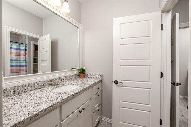 421 N Limestone Drive, Fayetteville, AR 72701