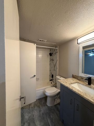 2304 Balsam Drive E107, Arlington, TX 76006