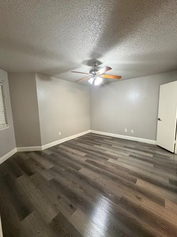 2304 Balsam Drive E107, Arlington, TX 76006