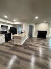 2304 Balsam Drive E107, Arlington, TX 76006
