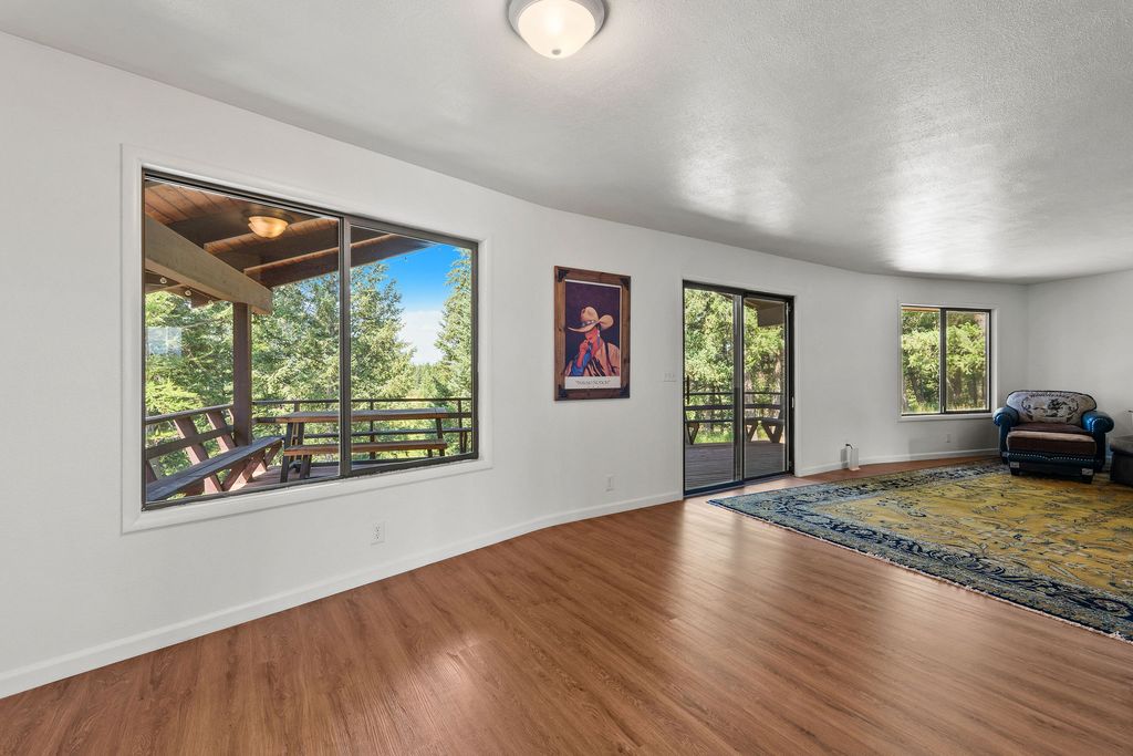 185 Kokanee Bend Drive, Columbia Falls, MT 59912 photo 11