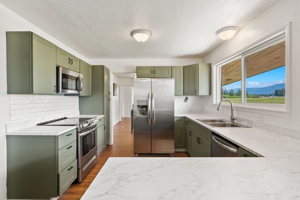 185 Kokanee Bend Drive, Columbia Falls, MT 59912 photo 19