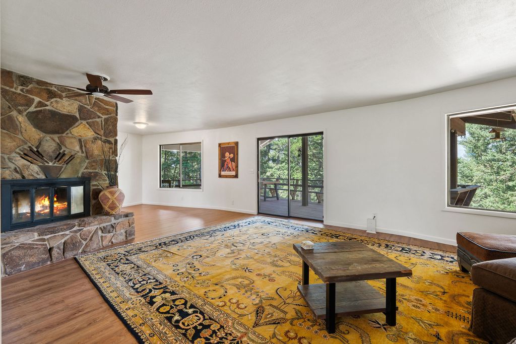 185 Kokanee Bend Drive, Columbia Falls, MT 59912 photo 7