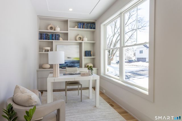 10 Wakenor Road, Westport, CT 06880