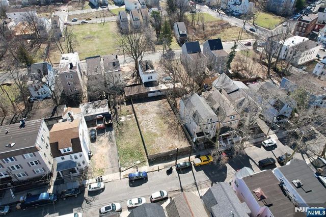 252 Ellis Avenue, Irvington, NJ 07111