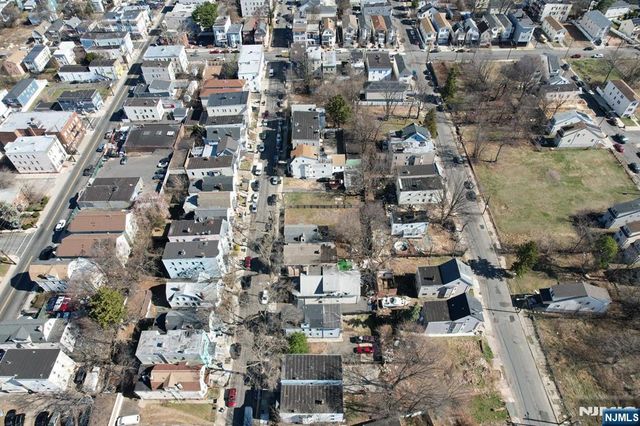 252 Ellis Avenue, Irvington, NJ 07111