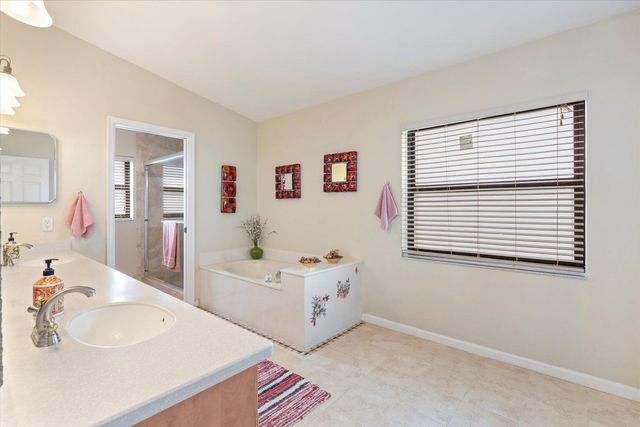 11241 Island Lakes Lane, Boca Raton, FL 33498