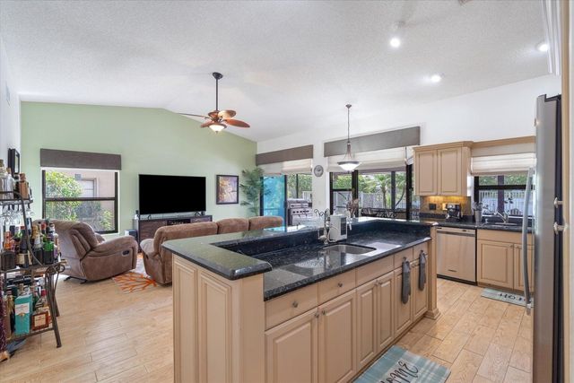 11241 Island Lakes Lane, Boca Raton, FL 33498