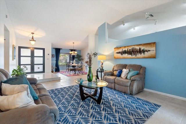 11241 Island Lakes Lane, Boca Raton, FL 33498