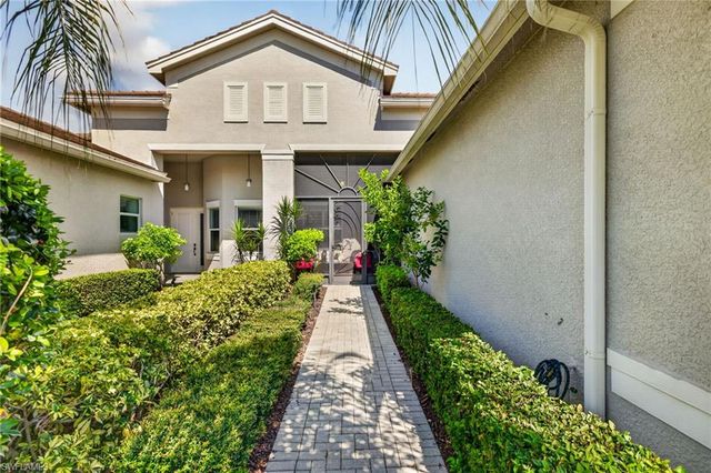 28405 Abruzzo DR, Bonita Springs, FL 34135
