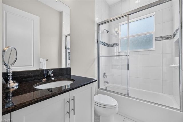 28405 Abruzzo DR, Bonita Springs, FL 34135
