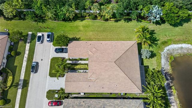 28405 Abruzzo DR, Bonita Springs, FL 34135