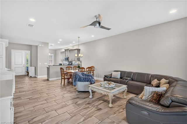 28405 Abruzzo DR, Bonita Springs, FL 34135