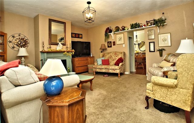 2369 Harrow Road, Upper St Clair, PA 15241