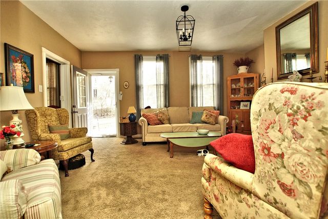 2369 Harrow Road, Upper St Clair, PA 15241