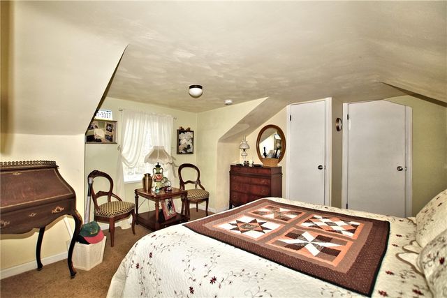 2369 Harrow Road, Upper St Clair, PA 15241