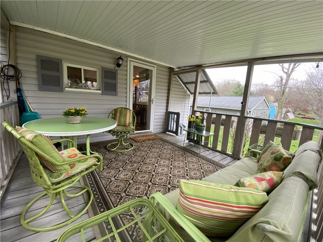 2369 Harrow Road, Upper St Clair, PA 15241