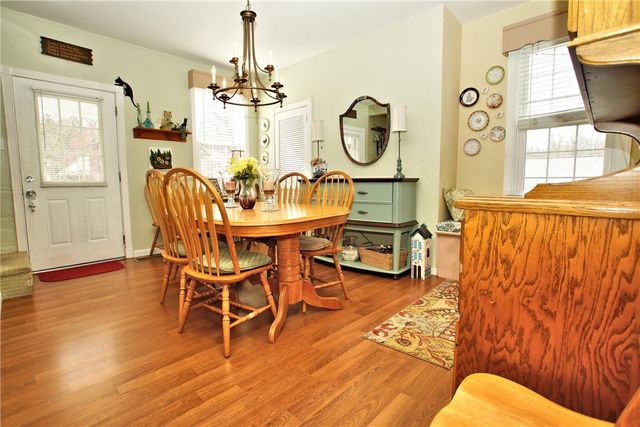 2369 Harrow Road, Upper St Clair, PA 15241