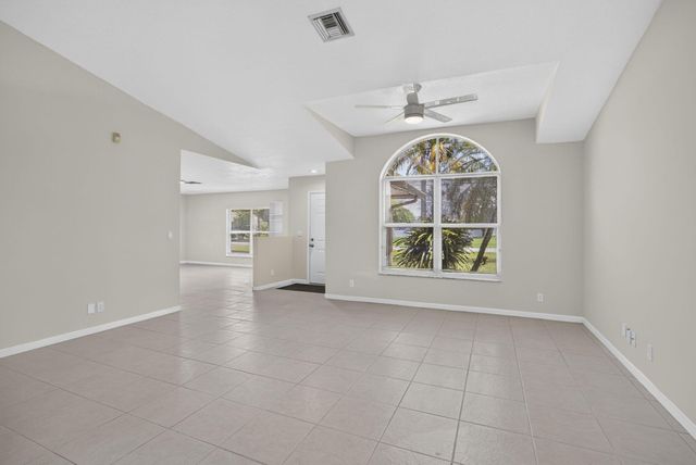 12564 68th Street N, West Palm Beach, FL 33412
