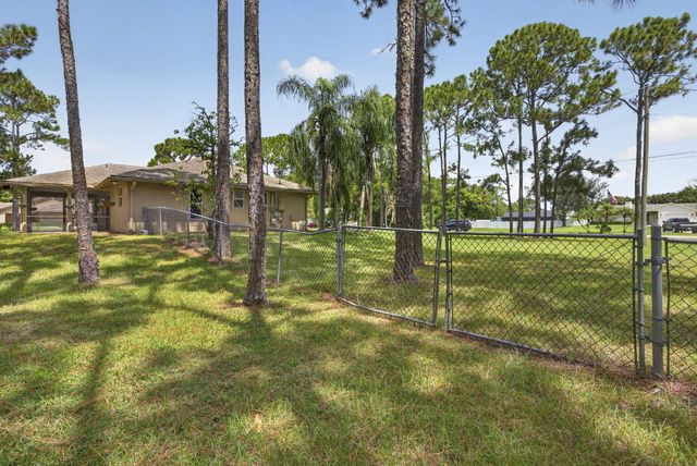 12564 68th Street N, West Palm Beach, FL 33412