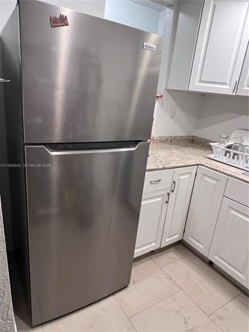 3640 NW 9th St 509, Miami, FL 33125