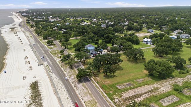W Beach Boulevard, Long Beach, MS 39560