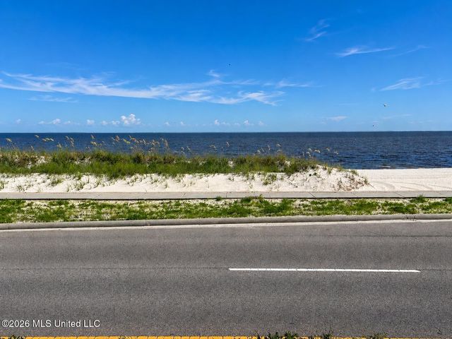 W Beach Boulevard, Long Beach, MS 39560