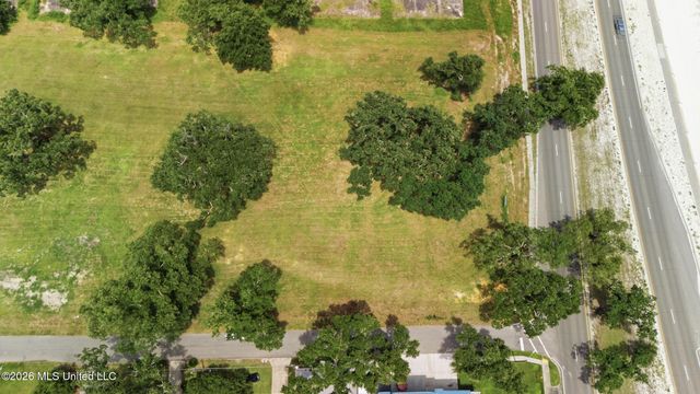 W Beach Boulevard, Long Beach, MS 39560