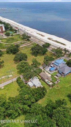 W Beach Boulevard, Long Beach, MS 39560