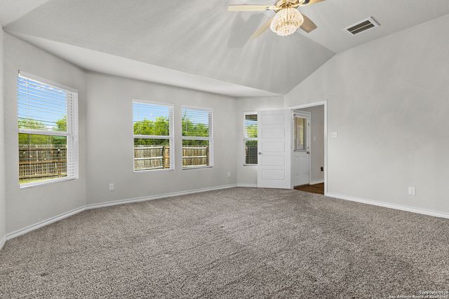 6910 Emerald Valley, San Antonio, TX 78242