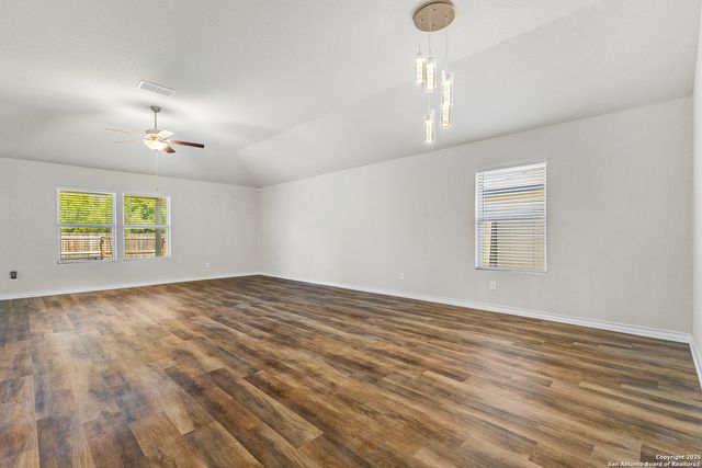 6910 Emerald Valley, San Antonio, TX 78242