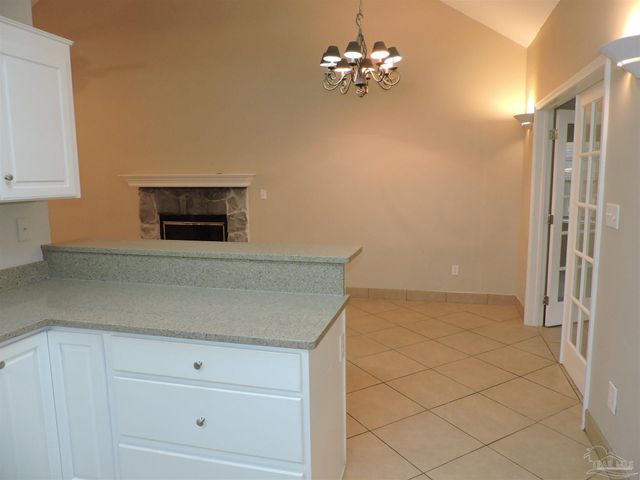 6423 Lake Charlene Ln, Pensacola, FL 32506