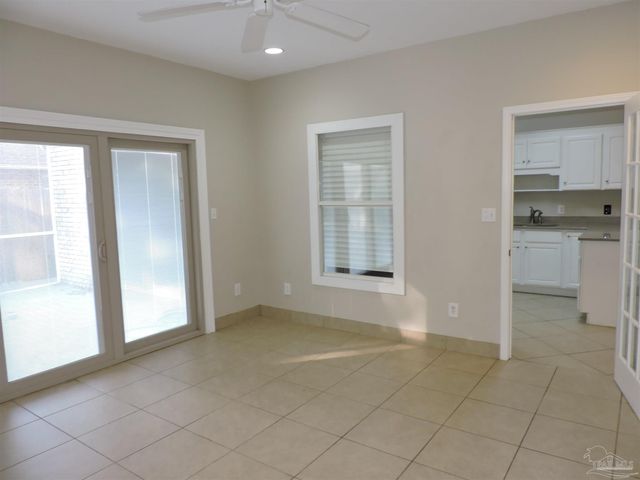 6423 Lake Charlene Ln, Pensacola, FL 32506