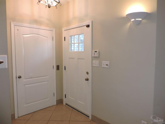 6423 Lake Charlene Ln, Pensacola, FL 32506