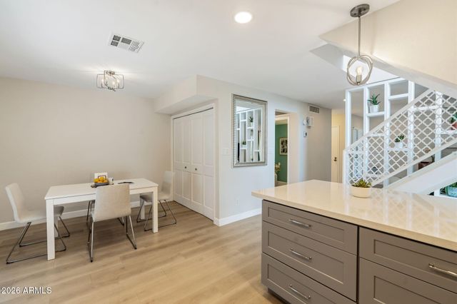 2 W GEORGIA Avenue 9, Phoenix, AZ 85013