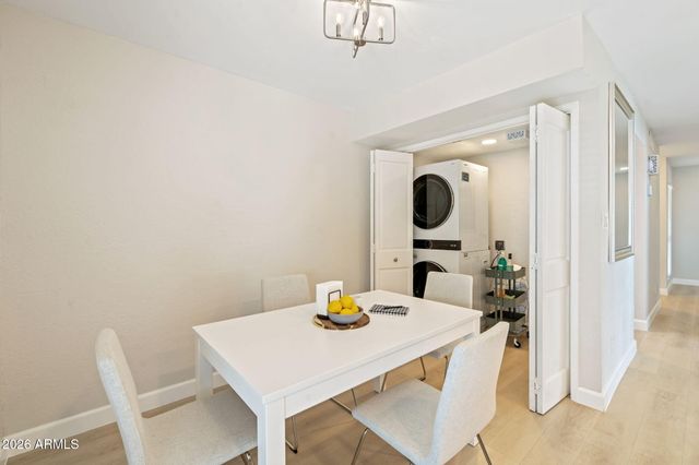 2 W GEORGIA Avenue 9, Phoenix, AZ 85013