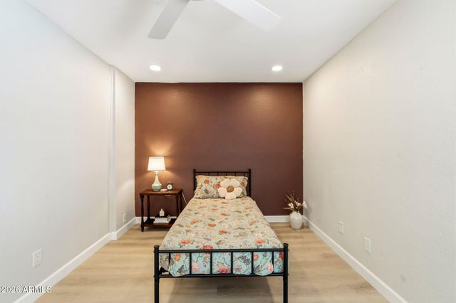 2 W GEORGIA Avenue 9, Phoenix, AZ 85013