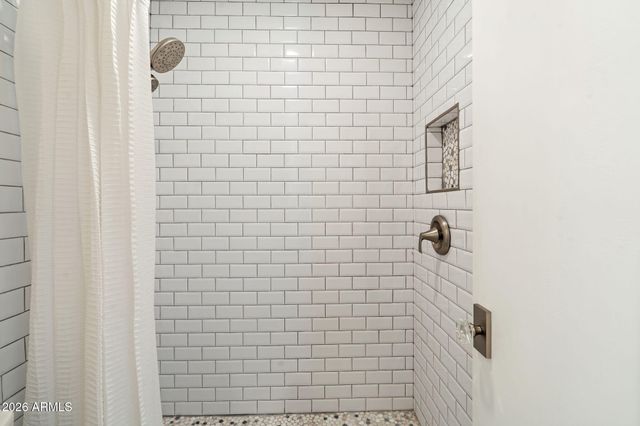 2 W GEORGIA Avenue 9, Phoenix, AZ 85013