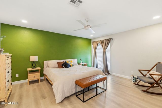 2 W GEORGIA Avenue 9, Phoenix, AZ 85013